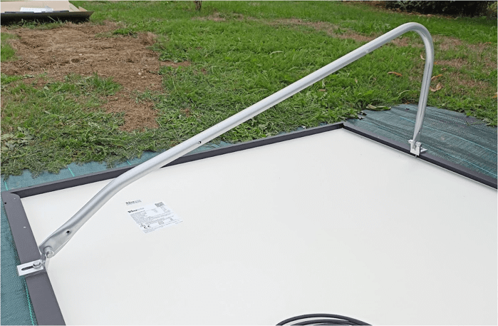 installation kit panneau solaire à brancher sur prise support