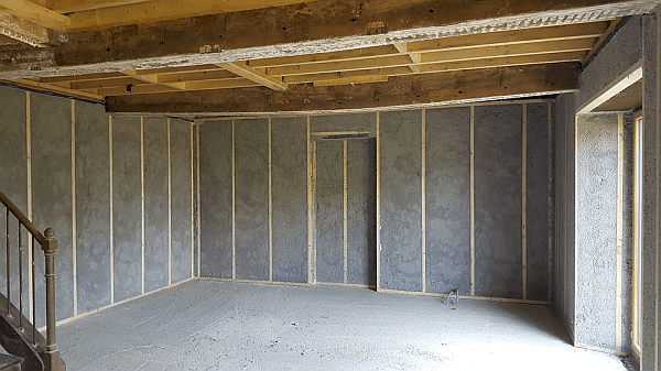 isolation des murs en ouate de cellulose maison rénovation