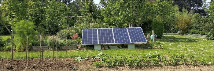 panneau solaire au sol jardin