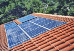 panneaux solaires photovoltaïques intégrés au bâti